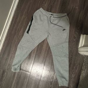 NIKE sweats - MEN Large